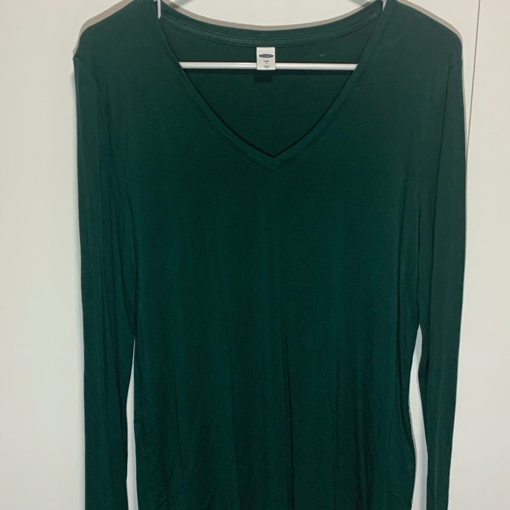 Old Navy long sleeve tee